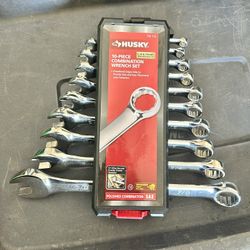 Husky Wrench Set