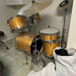 Drumset