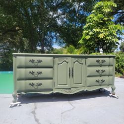 Credenza, Buffet, or Dresser 