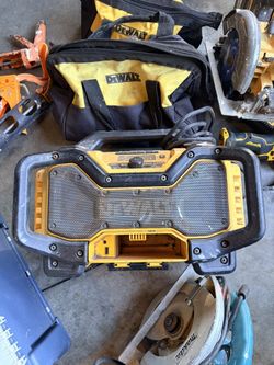 Dewalt Work Radio Used No Battery