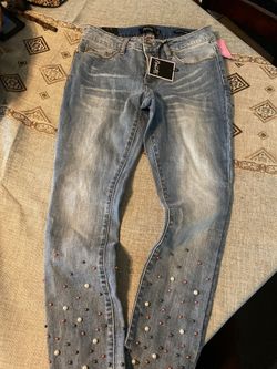 Beautiful NEW NANETTE LEPORE jeans with pearl size 4