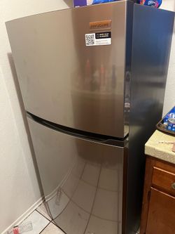 Refrigerator