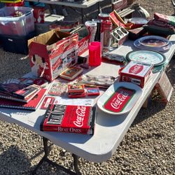 Hundreds Of Collectibles Coca Cola Items