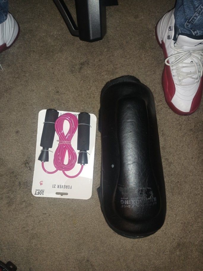 Jump Rope, Kickboxing Pads