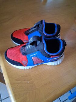 Size 13.5 Kids Scetchers Like New