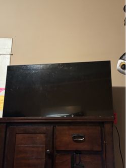 43 inch Roku tv