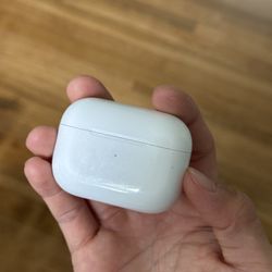Airpods Pro 1 - Lost One Single Piece On The Right