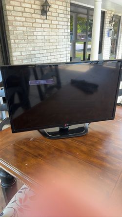 LG Flat Screen TV with Stand