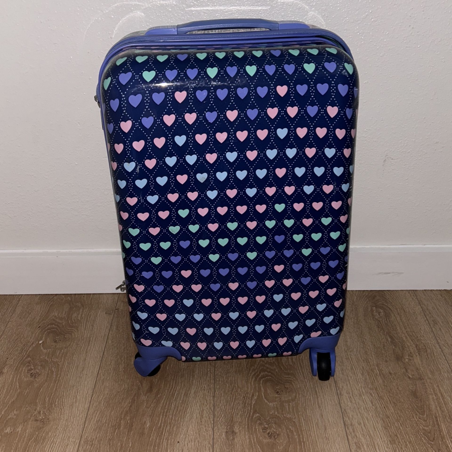 Hardside Carry On Spinner Mini Heart Suitcase
