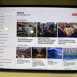 Apple iPad Pro 13-Inch (M4) wi-fi with case