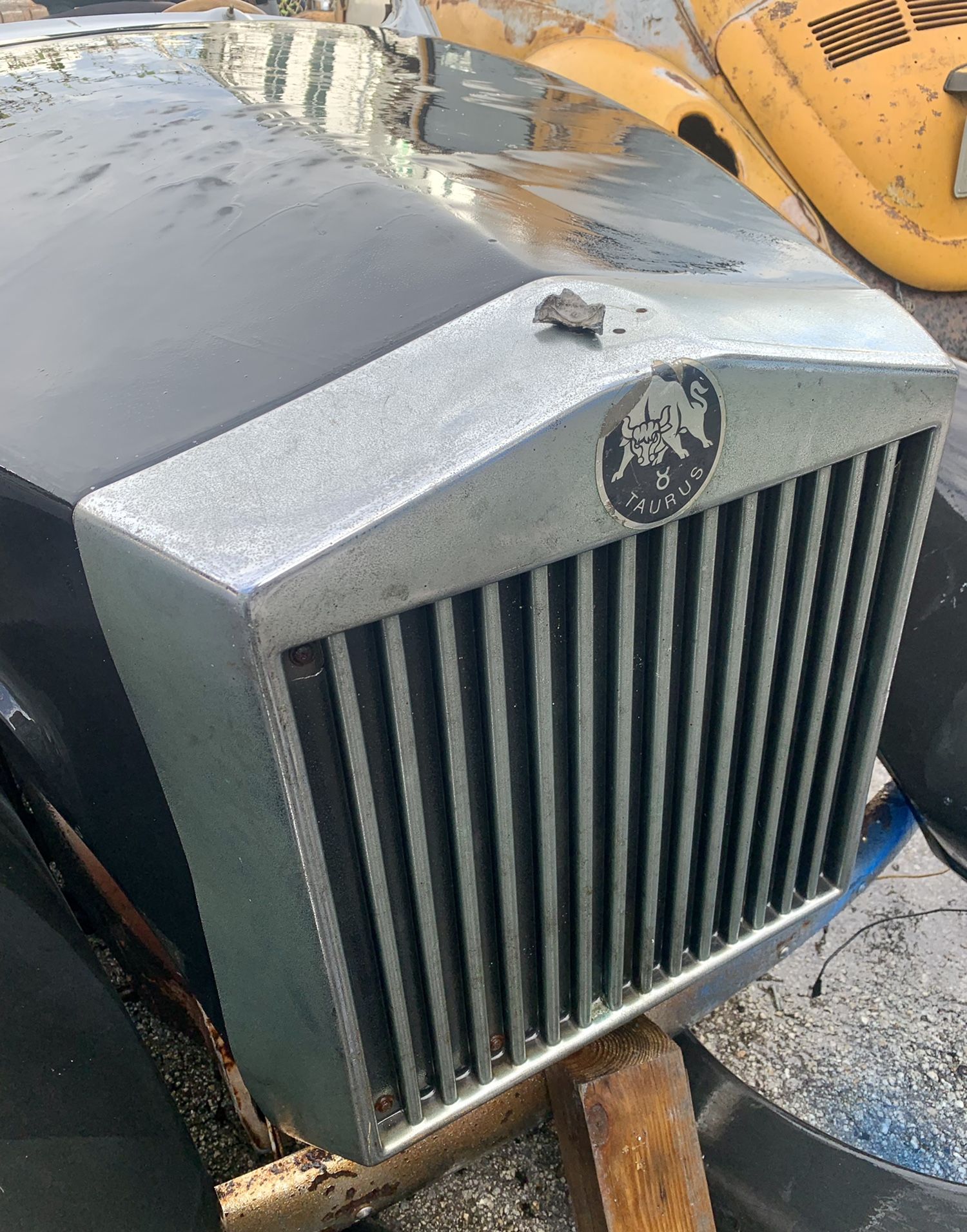 Vw Beetle Bug Rolls Royce Fiberglass Hood & Fender Set 196872 for Sale