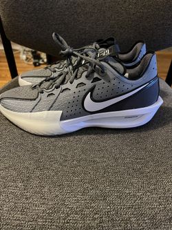 New Without Box Nike GT Cut 3 Size 10 Mens