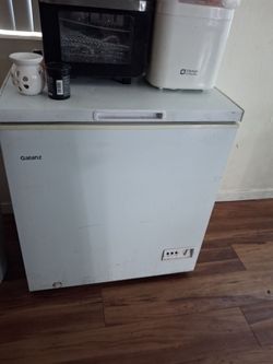 Galanz Chest Freezer White