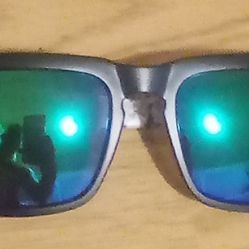 Great Christmas Stocking Stuffers Sunglasses  Helm Block 43 Green  And  White,black Sunglasses