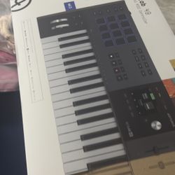 Arturia keylab 49 MK3 