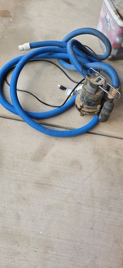 Submergible water pump