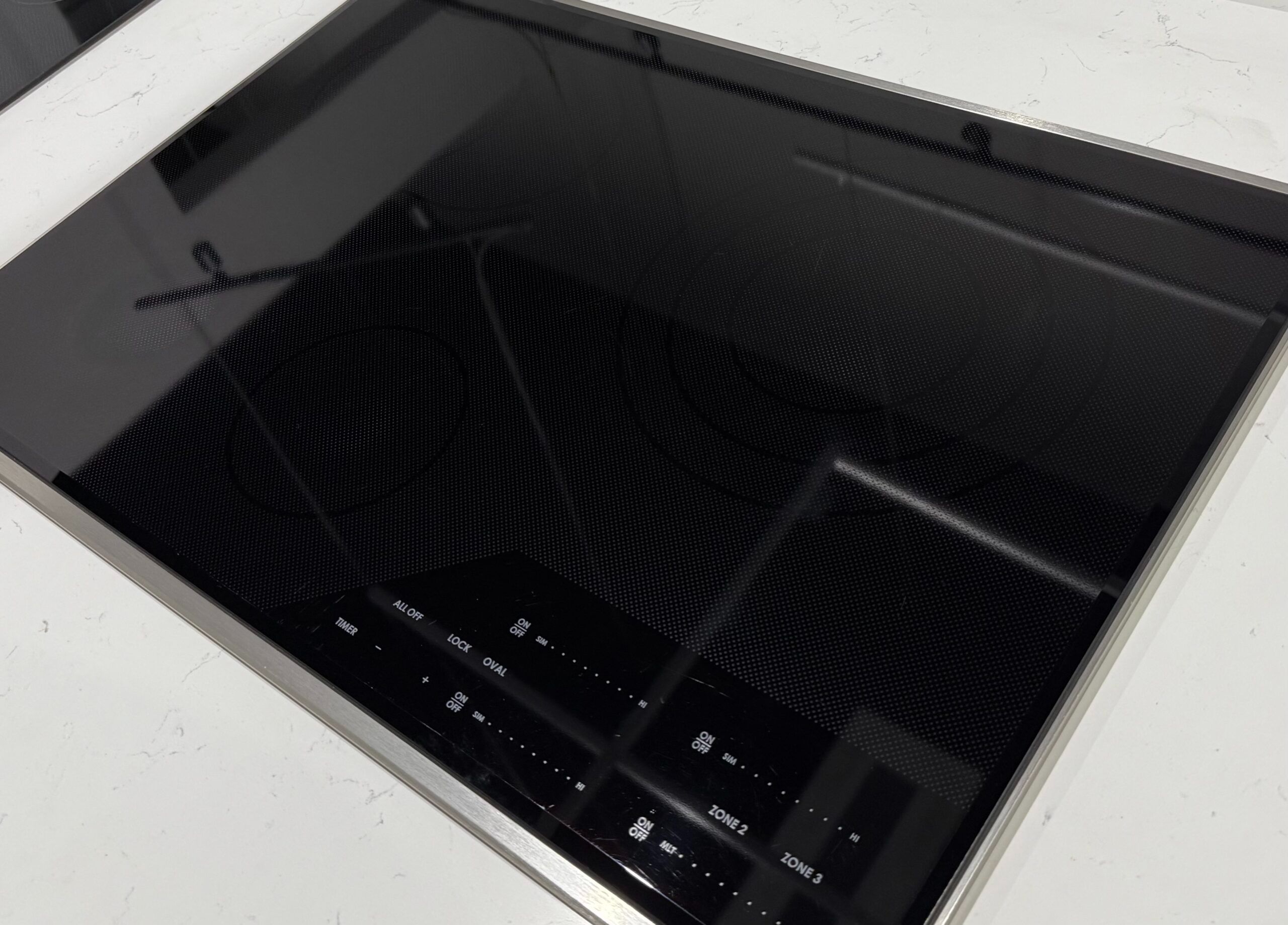 WOLF Cooktop Electric CE304TS 01329 .