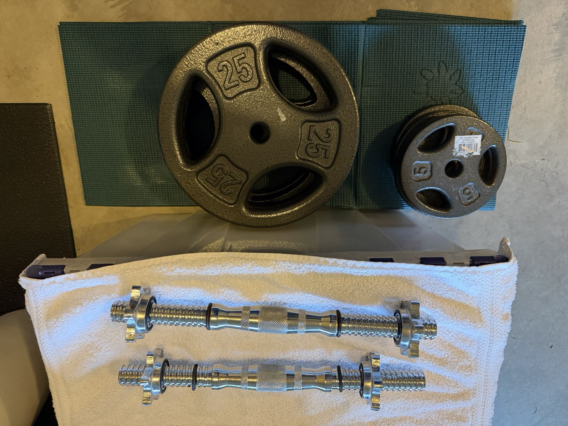 Free Weights And Barbell Handle 