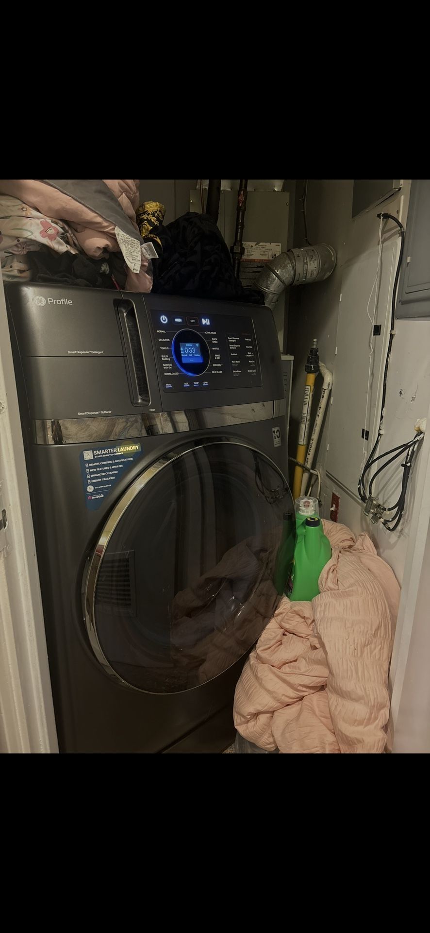 Profile 4.8 cu. ft. Smart UltraFast Electric Washer & Dryer Combo in Carbon Graphite with Ventless Heat Pump Technology