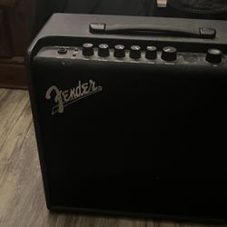 Fender Mustang LT25 Digital Modeling Amp