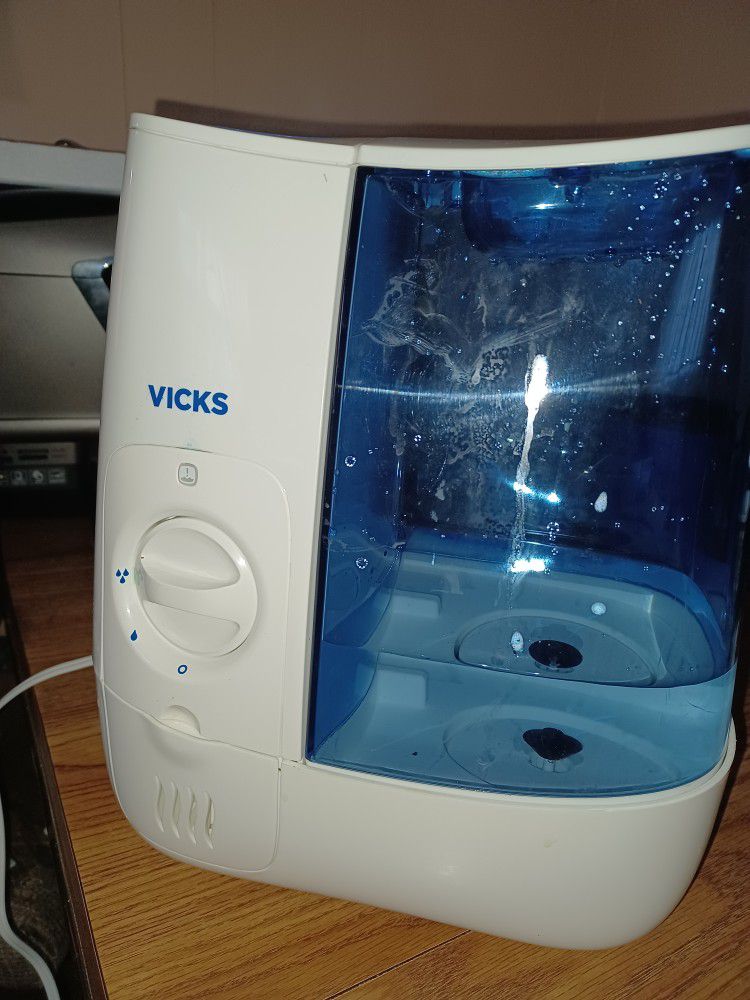 Vicks Humidifier Vaporizer Combination
