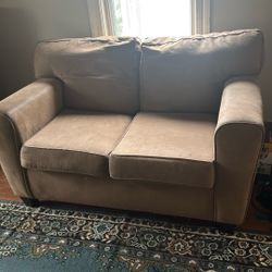Small Love seat