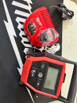Milwaukee m12 compact inflator combo