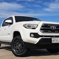 2017 Toyota Tacoma