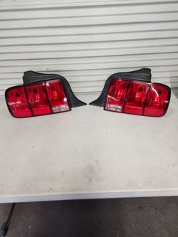 2005 to 2009 Ford Mustang factory tail lights