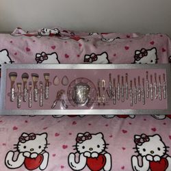 Glitz & Glam Makeup Brushes 