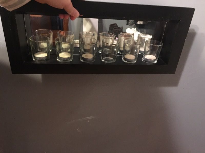 wall decor with candles