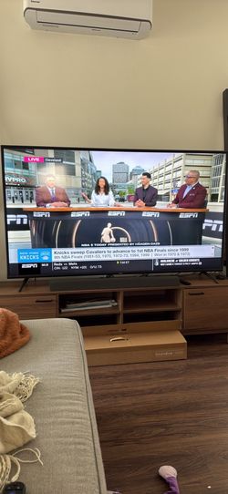 70” 4K Vizio Smart TV