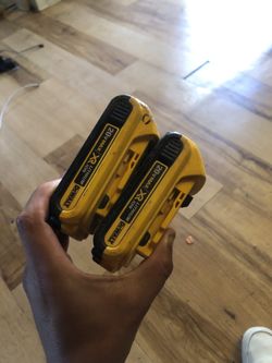 Dewalt slim batteries