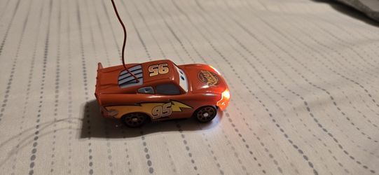 Lightning McQueen Zip-Zaps
RC CAR