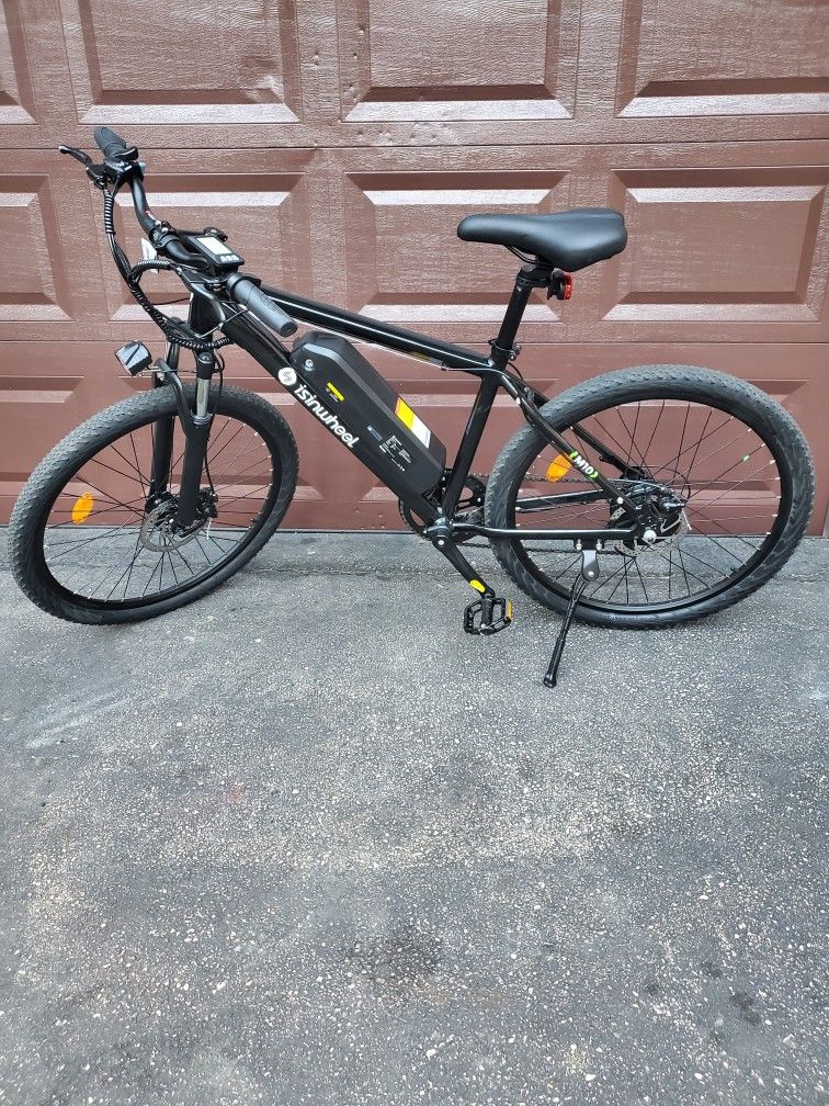 Electric Bicycle, USB Port.