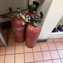 Co2 Tanks 2 Pieces 