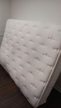White Pillow Top Mattress