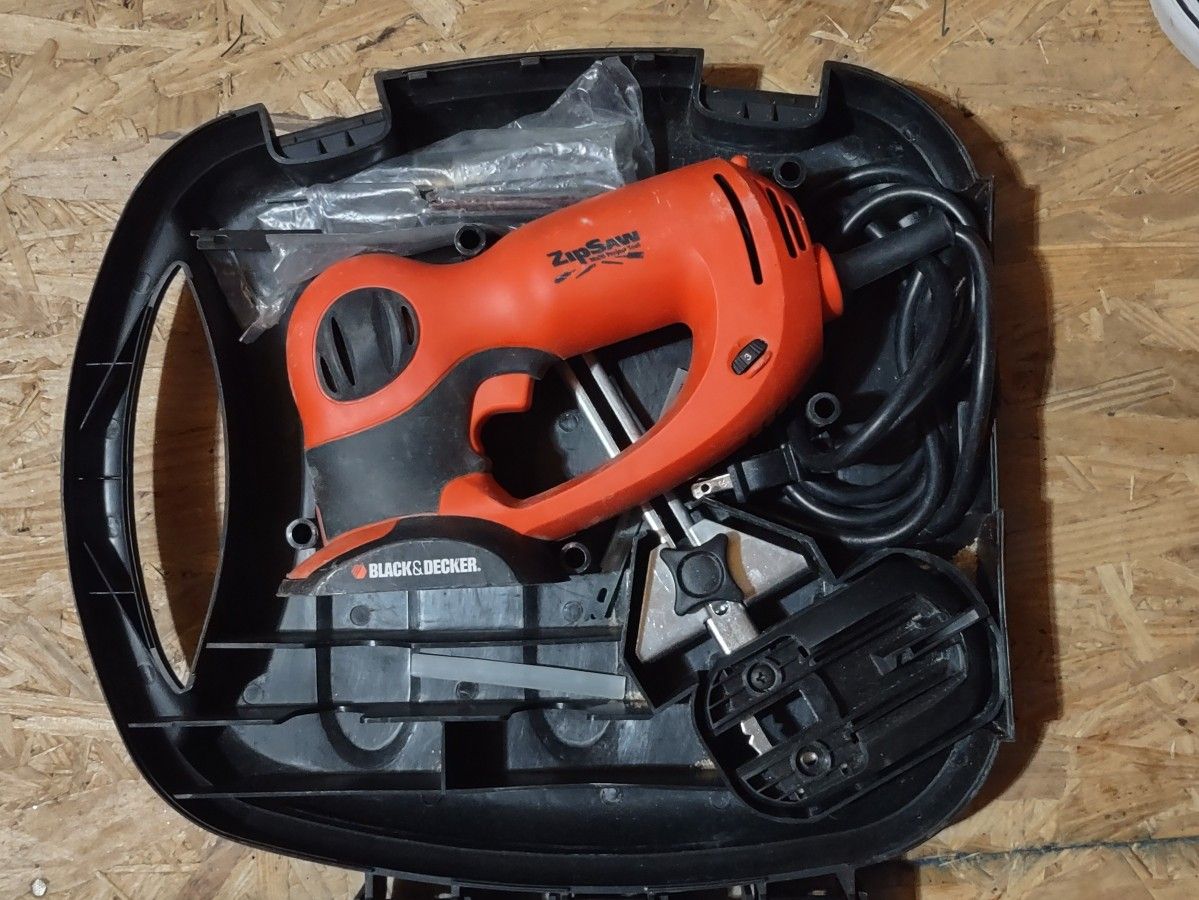 Black And Decker Zip Saw - Scroll Saw - Sander