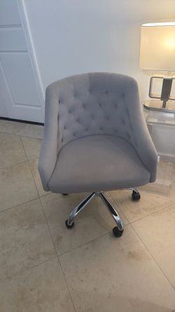 Tufted Office Chair