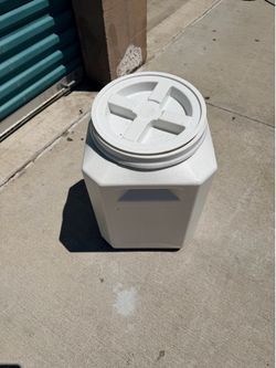 Airtight Plastic Storage Container, To store food from animals