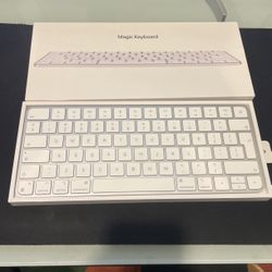 Apple Magic Keyboard 2