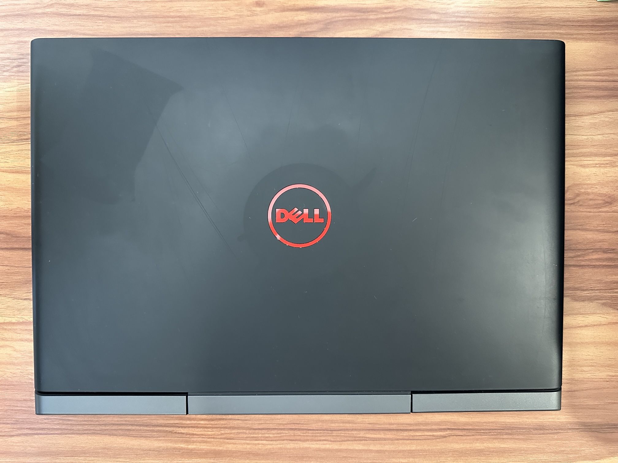 Dell Inspiron 15 7000 i7 GeForce GTX 1050 Ti 4G 15.6” Display