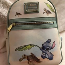 Lilo & Stitch Lounge Fly Bag
