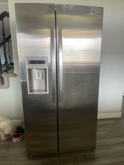 LG Stainless Steel Side-by-Side Refrigerator
