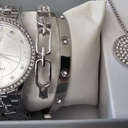 4 Pieces Watch & Jewelry set Y collection