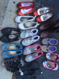 Girls shoes