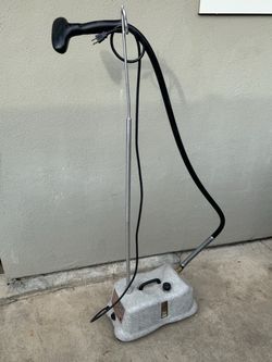 Commercial-Grade Standing Garment Steamer