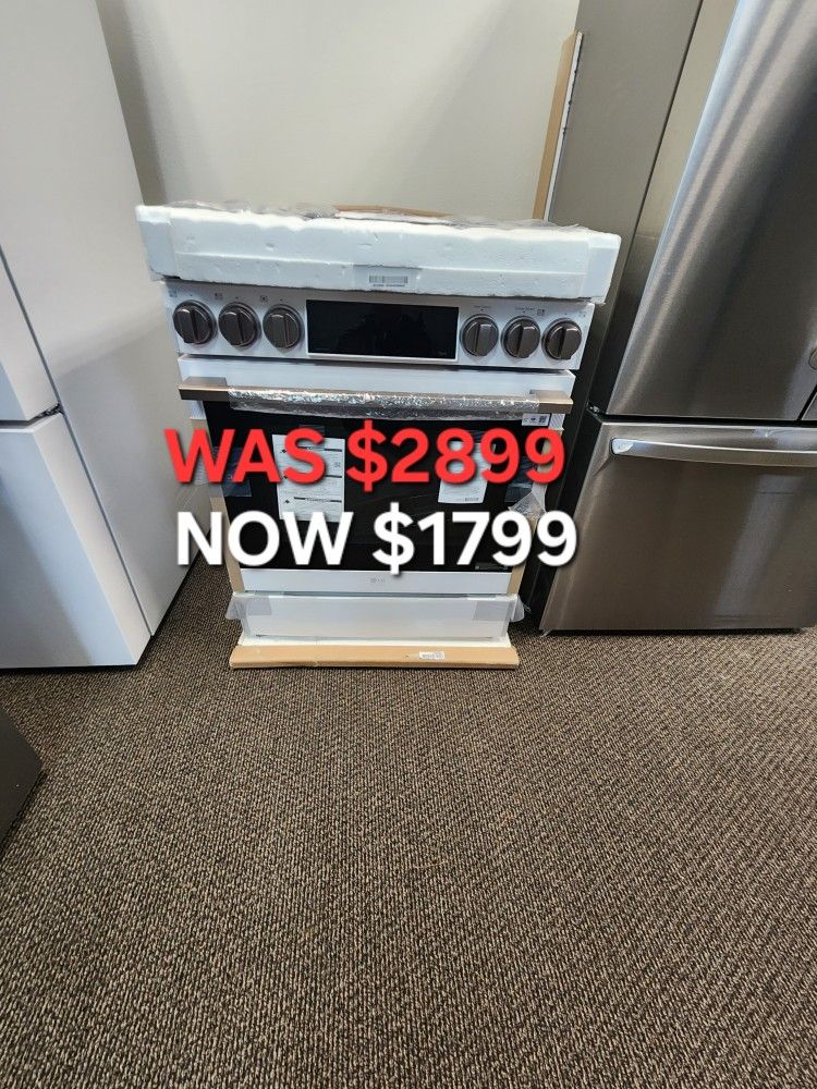 Lg Studio 6.3 Cu. Ft. Smart Slide In Gas Range With Probake Convection, Easy Clean, And InstaView