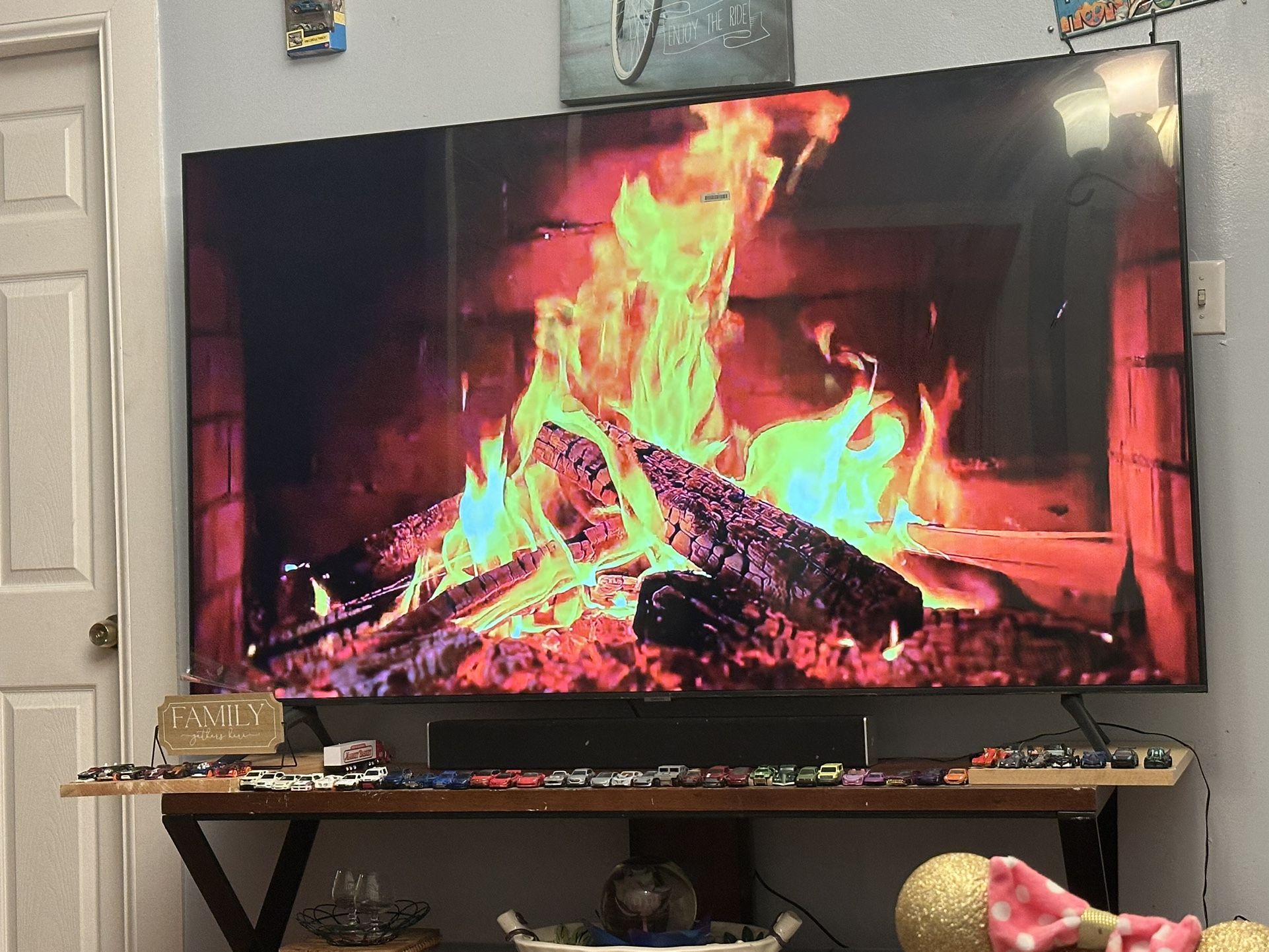 Samsung 75”