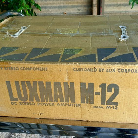 Luxman M-12 Power Amplifier 80wpc 8 Ohms